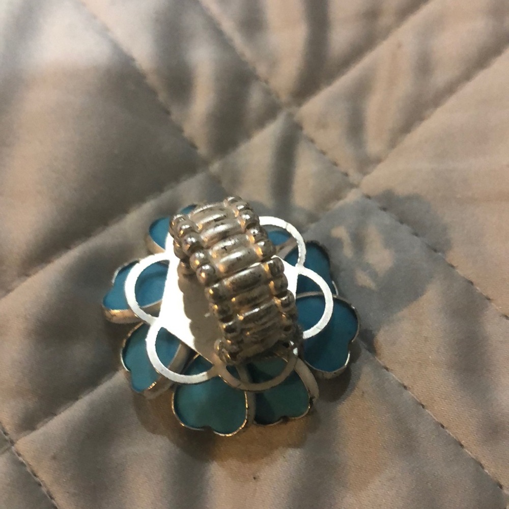 Stretchy ring - Picture 2 of 2